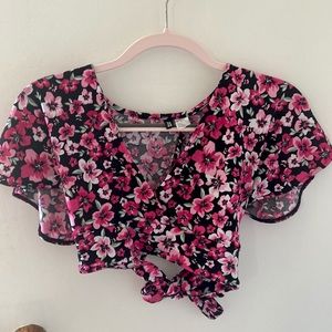 H&M Divided Floral Wrap Cropped Top